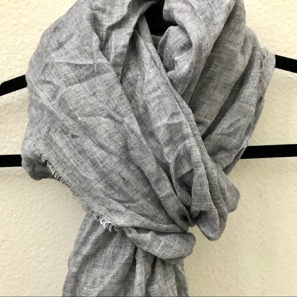 SOLD NEW JCREW chambray tissue scarf - Picture 4 of 4